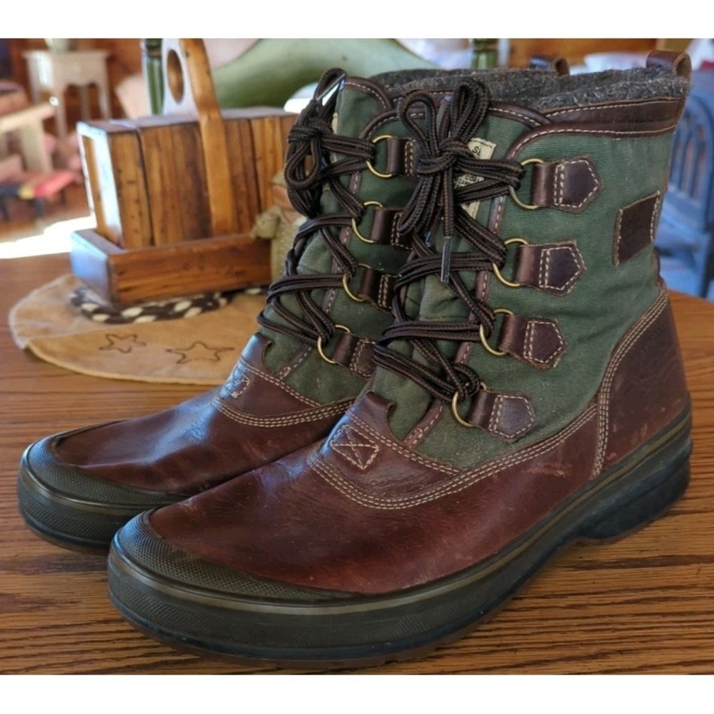 Vintage Clarks Green Canvas Brown Leather Wool Lined Boots 11 M Waterproof